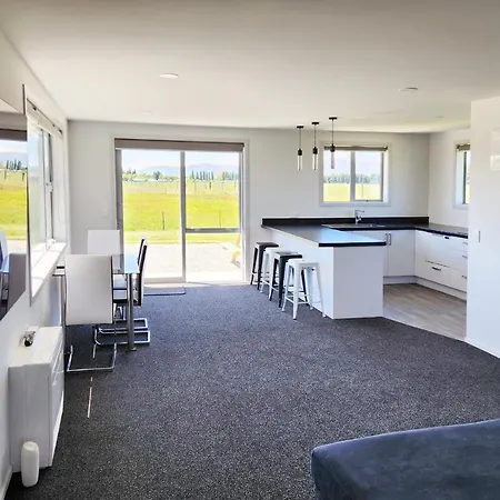 Glen View Escape Apartment Twizel Exterior photo
